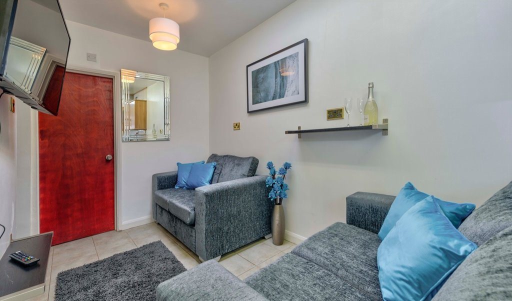 Room to rent in Argyll Avenue, Luton 1st month 50 discount ALL