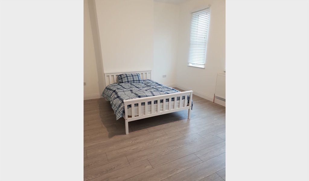 Room To Rent In Plumstead Common Road London Huge Double Room For Rent Modern Victorian House 670