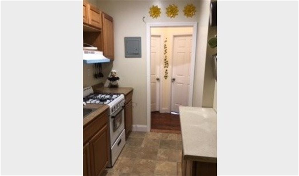 Room For Rent In Hart Street Brooklyn 2 Beautiful Double Rooms With Spacious Closet 1200