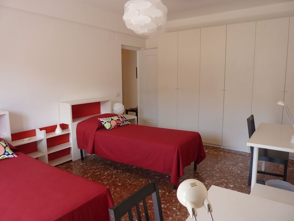 Stanze e Posti Letto in Affitto - Via Val d'Ossola, Roma - NOMENTANO