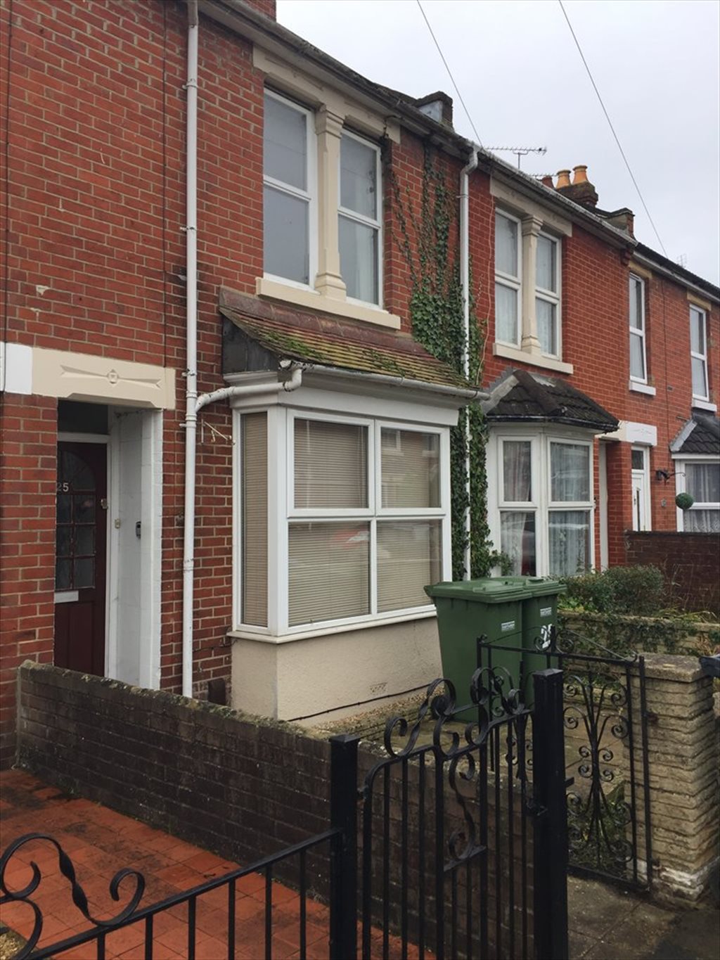 Room to rent in The Crescent, Eastleigh The Crescent Lovely Room