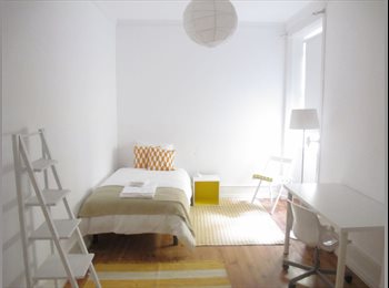 Roomgo PT - Rooms in Entrecampos - Lory House Lisbon, Lisboa - 475 € Por mês