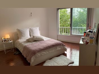 Roomgo PT - Quarto Centro Lumiar Mobiliado, Lisboa - 350 € Por mês