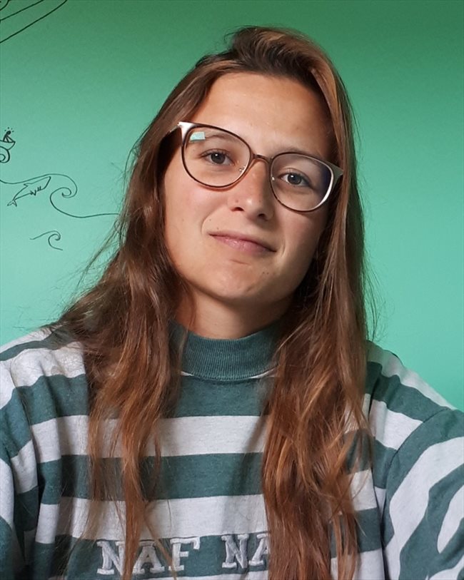 Colocataire CourtSaintÉtienne Pauline Professional Femme 23