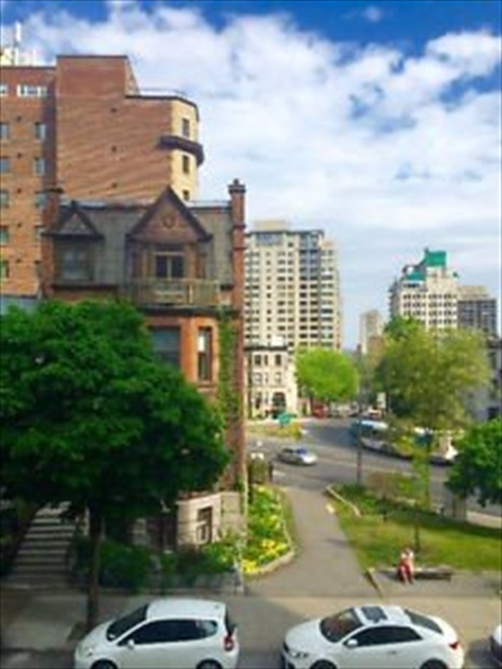 Room for rent in Rue Sherbrooke Ouest, CôteDesNeiges—NotreDameDe