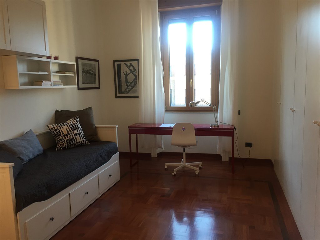 Stanze e Posti Letto in Affitto - Viale dell'Università, Roma - A due