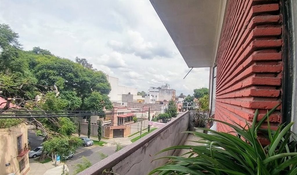 CÉNTRICA Y AMPLIA HAB. C/BALCÓN - Avenida Cuauhtémoc, Ciudad de México