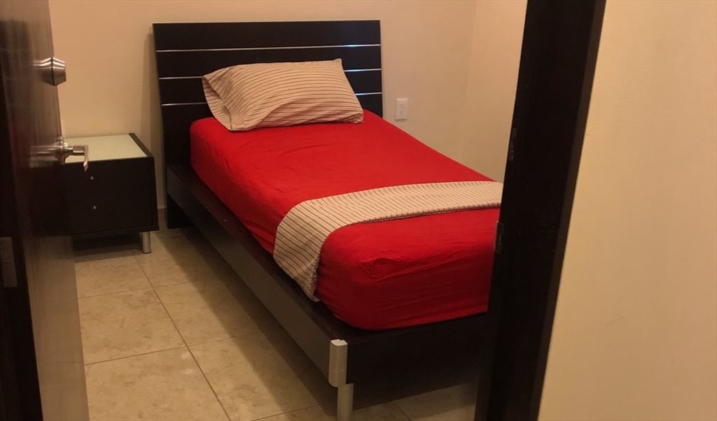 Renta de Habitación para Estudiantes y Doctores del Hospital La Raza Cuauhtémoc, Porvenir Roomgo
