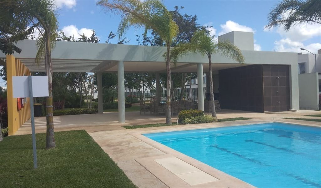 RENTO HABITACION JARDINES DEL SUR 4 Calle Teseo, México Roomgo