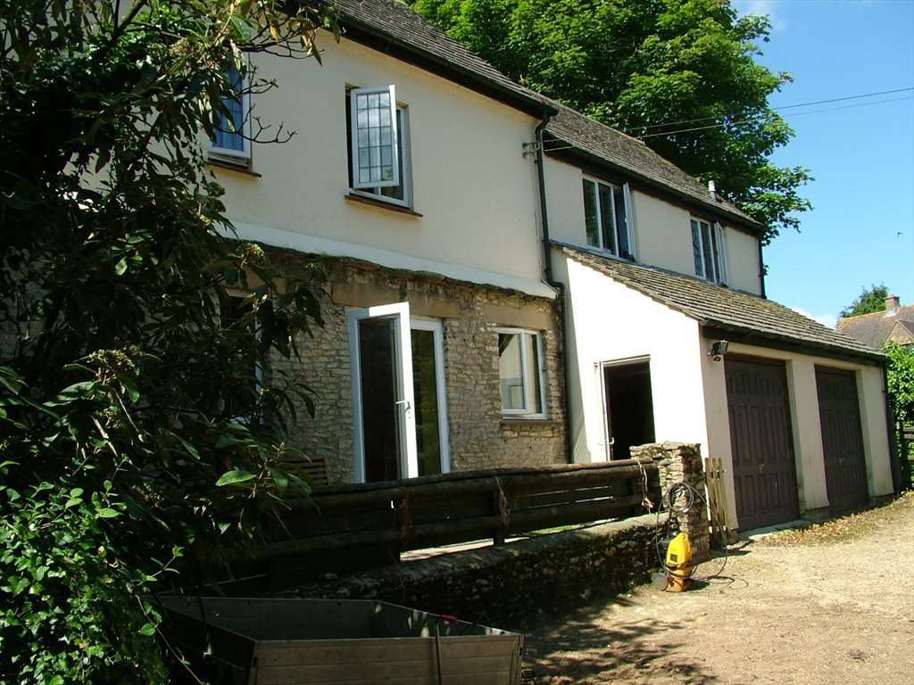 Room to rent in Cutham Lane, Cirencester Cirencester