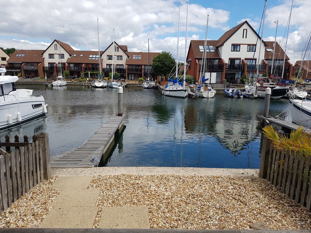 Room to rent in Newlyn Way, Portsmouth Port Solent Marina