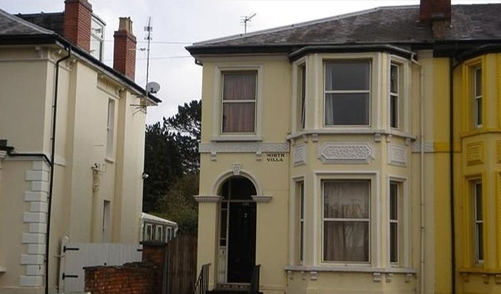Room to rent in Gloucester Road, Cheltenham Gloucester Road