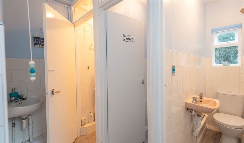 Room to rent in Plumstead High Street, London Rooms to