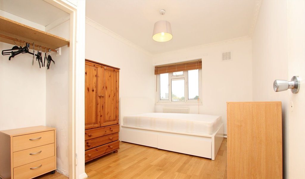 Room To Rent In Kilburn Park Road London Booom Now Double Rooms Killburn Nxs 700