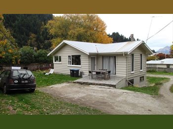  NZ - DOUBLE ROOM - TOWN, Queenstown - $350 pw