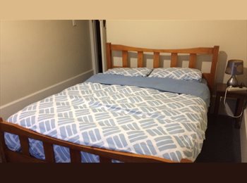  NZ - Double room for couple or single, city centre, Christchurch - $200 pw