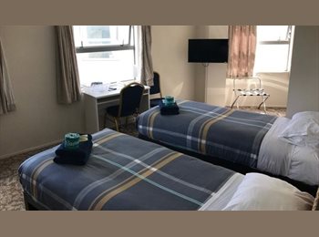  NZ - Spacious Studio Apartments - Empire Student Accommodation – 21 Whitaker Place - 10 mins to Queen St., Auckland - $450 pw