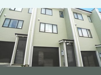  NZ - 3 bedroom townhouse with 2 bathrooms for Rent, Wellington - $700 pw
