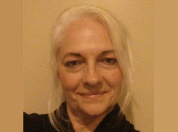  NZ - Liz - 48 - Wellington