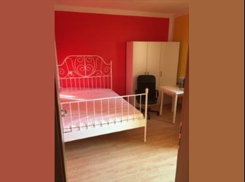 Appartager LU - A partir du 1 Juillet / Chambre Hollerich Luxembourg, Luxembourg - 900 € / Mois