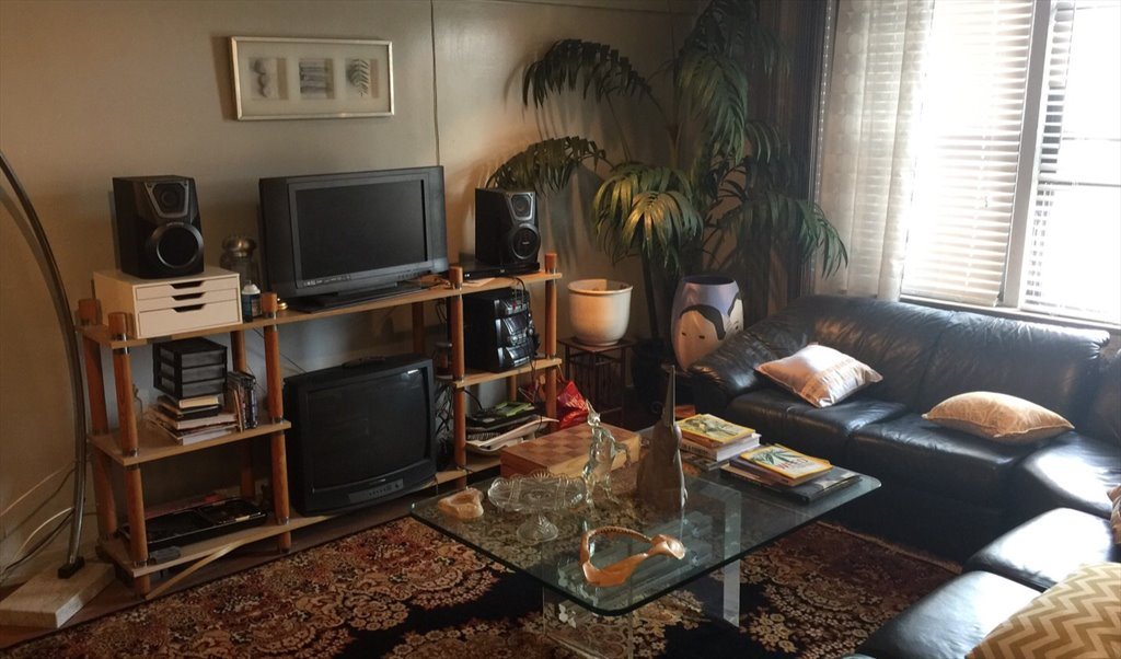 Room For Rent In 118th Street Queens Roommate Wanted Very Large Apartment 1100