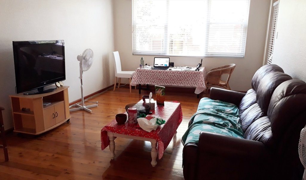 Room To Rent In Gladstone Street Bexley Fully Furnished 1br In A 2br Unit For Rent 200