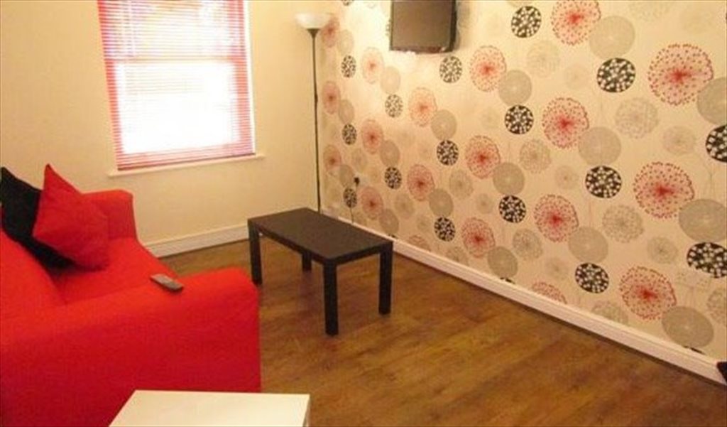 Room To Rent In Saint Andrews Close Canterbury One Good Size Double Bedroom For Rent 500