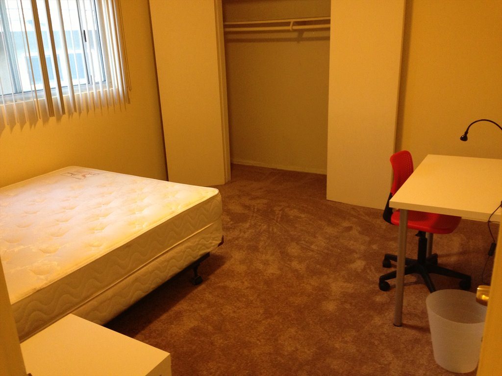 room for rent in armacost avenue west los angeles room in shared