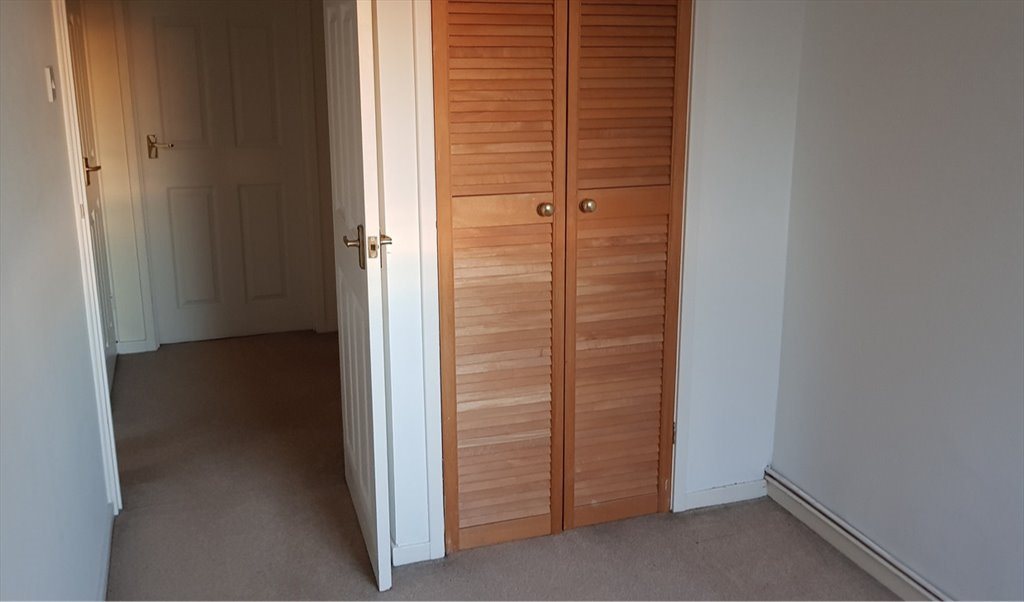 Room To Rent In Denham Close Maidenhead Double Bedroom For Rent In Maidenhead 400