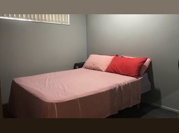  NZ - BED SPACE AVAILABLE FOR $80 PER WEEK., Auckland - $80 pw