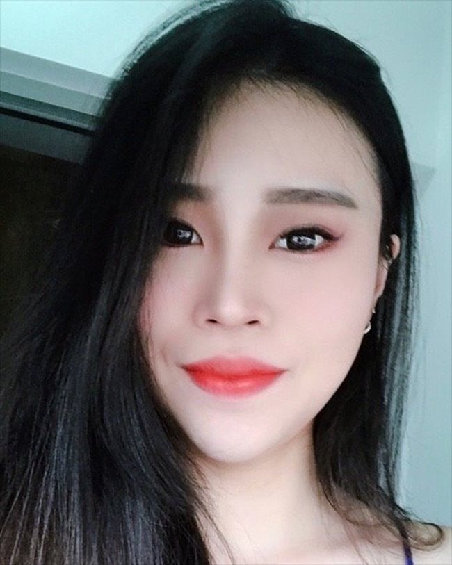 Roommate - Novena - Stephanie Yeo - Professional - Female - 28 | Roomgo