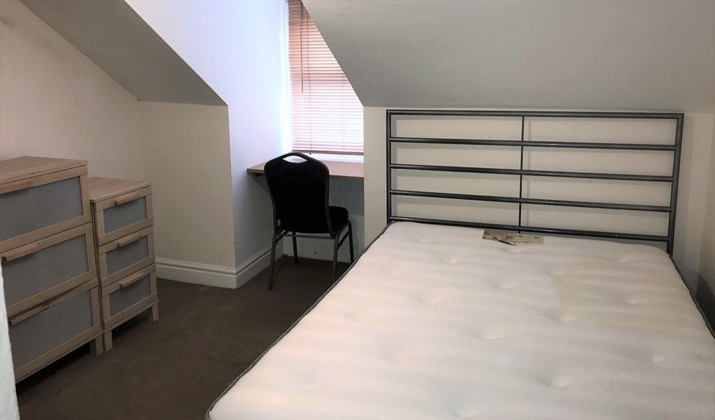 3 Bedroom Flats And Houses To Rent In Ladywood West Midlands