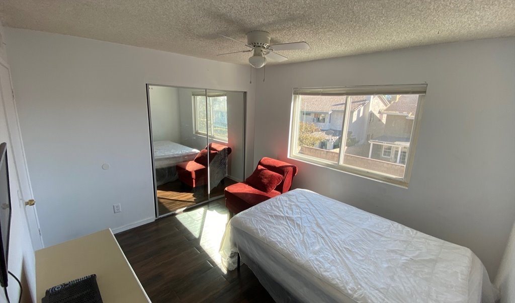 Room for rent in Blythe Street, 1 furnished Bedroom for rent