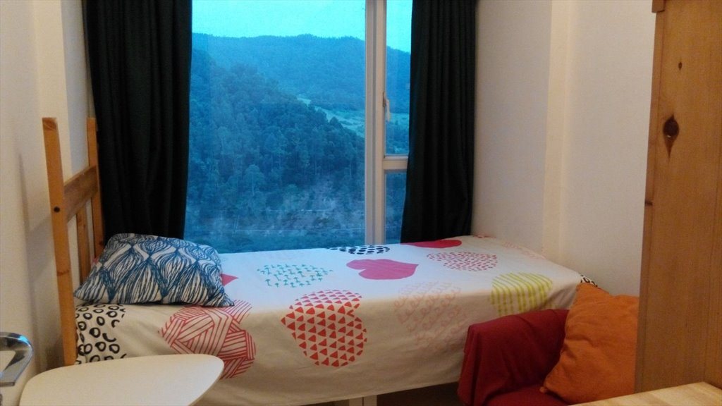 Room for rent in Wan Po Road, Hong Kong Single room and