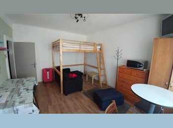 Appartager LU - Studio à Hollerich à 5min de la gare, Luxembourg - 900 € / Mois