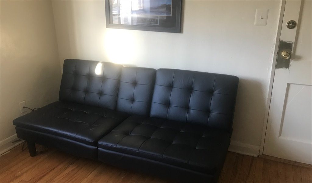 Room for rent in Maiden Choice Lane, Baltimore Catonsville Apartment
