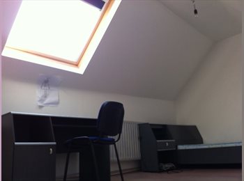 Appartager BE - Chambres étudiants, Charleroi - 360 € pm