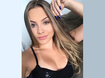 Roomgo BR - Karoline Groppo - 21 - Santo Amaro