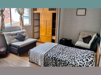 CompartoApto CO - ARRIENDO HABITACIÓN CHAPINERO, Bogotá - COP$480.000 por mes