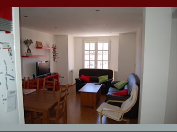 Roomgo ES - ALQUILER DE HABITACIONES EN HUESCA, Huesca - 200 € por mes