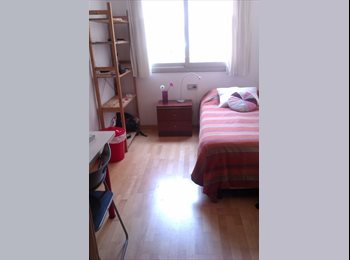 Roomgo ES - PISO NUEVO, AGRADABLE Y CÉNTRICO, Ciutat Vella - 350 € por mes