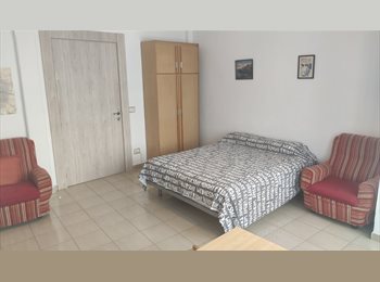 Roomgo ES - Apartamento de estudiantes en Puerta del Carmen, Zaragoza - 210 € por mes