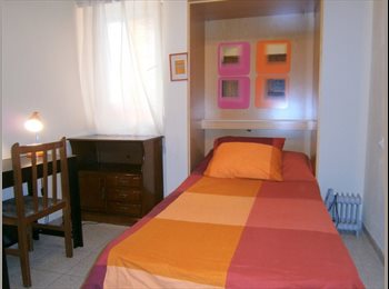 Roomgo ES - HABITACIÓN INDIVIDUAL libre desde 1 de Septiembre 2021  Málaga centro Erasmus, Malaga - 245 € por mes