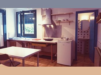 Roomgo ES - Lof independiente con cocina americana ., Mataró - 400 € por mes