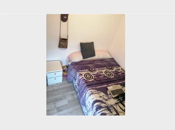 Roomgo ES - Habitación en Zona de Lujo, cerca Metro Buenos Aires, Puente De Vallecas - 330 € por mes