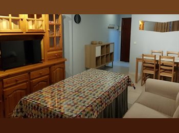 Roomgo ES - Habitación En Calle Comunidad Canaria, 4, Sevilla - 200 € por mes