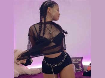 Roomgo ES - Nathaly - 18 - Badalona