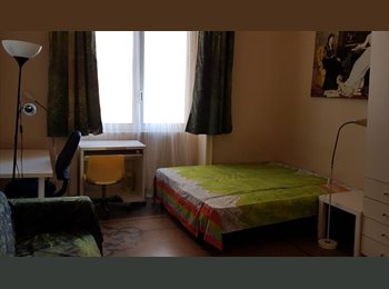 Roomgo IT - CAMERA GRANDE  20mq sia uso singola o doppia, Genova - € 430 al mese