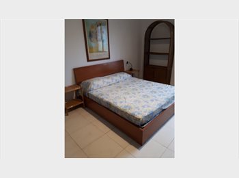 Roomgo IT - camera con cucina in condivisione, Trastevere-Borgo - € 450 al mese