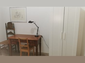 Roomgo IT - Per studente/ssa stanza singola in zona universitaria, Bologna - € 450 al mese